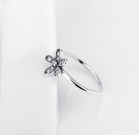 Cute Daisy Ring - Sterling Silver with Cubic Zirconia