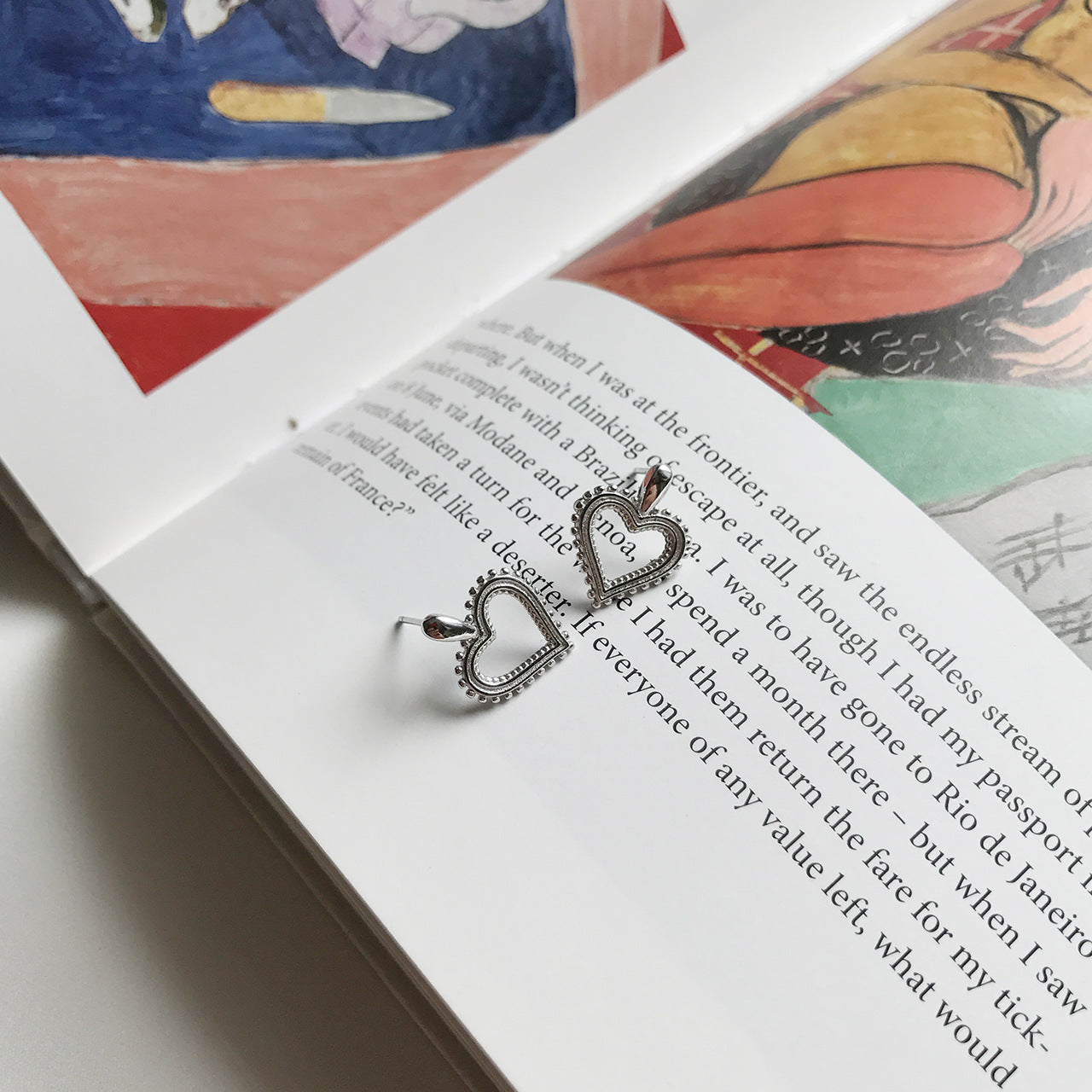 Sterling Silver Heart-Shaped Stud Earrings - A Romantic Gesture