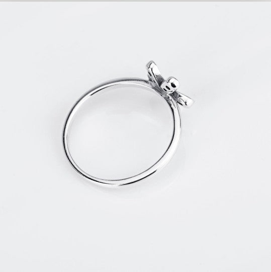Cute Daisy Ring - Sterling Silver with Cubic Zirconia